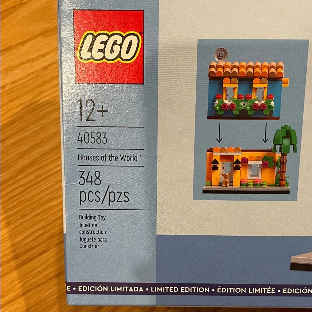 LEGO #40583 Houses of the World 1 - Picture 4 of 6